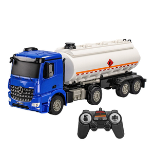 Remote control RC truck 1:26 Double Eagle Mercedes-Benz Arocs (tanker truck) E584-003